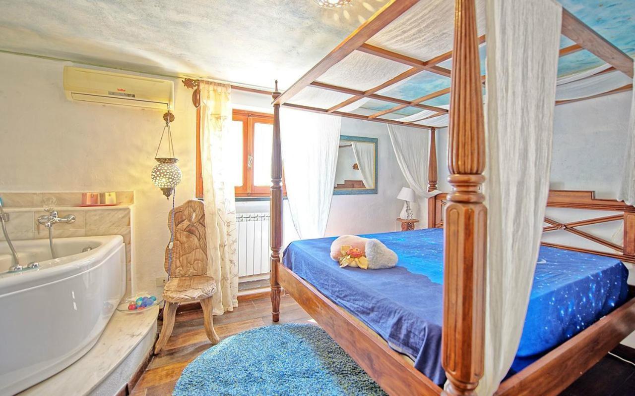 La Casa Fra Gli Ulivi Luxury Apartments With Pool Near Cinque Terre And Tuscany Monte Marcello Exterior foto