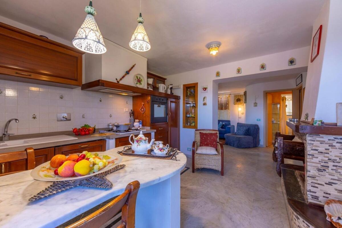 La Casa Fra Gli Ulivi Luxury Apartments With Pool Near Cinque Terre And Tuscany Monte Marcello Exterior foto